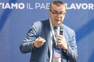 Il maschio è in declino, serve più orgoglio