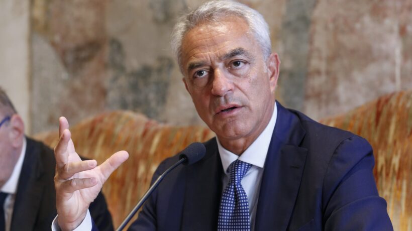 La sinistra fa slittare le misure contro l’emergenza migranti