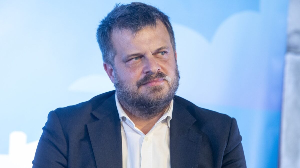 La sinistra straparla: «Una deportazione incostituzionale. È come Guantanamo»