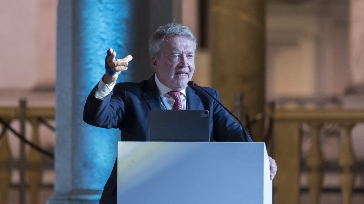 «O paghi o mi lasci tutti i tuoi dati». Così Meta rischia di chiudere in Ue