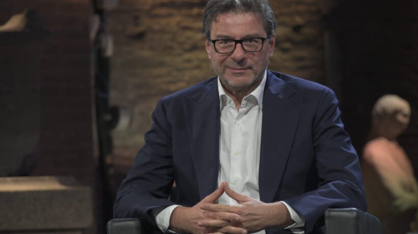 Pensioni dei medici, anche il Mef in retro: «Interverremo»