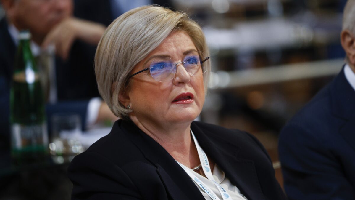 Anche la Calderone promette un emendamento del governo sui tagli a medici e infermieri