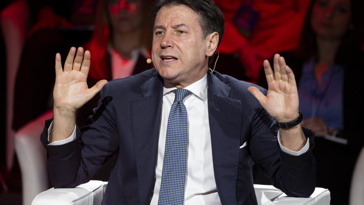 L’uomo che calpestò l’Aula con dpcm e lockdown ora teme il premier forte