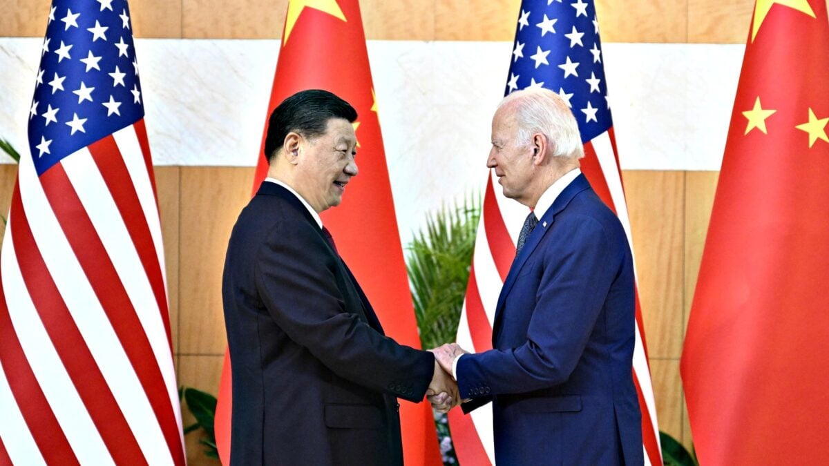 Biden chiede a Xi di tirarlo fuori dai guai