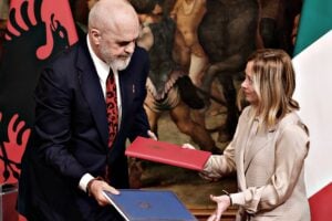 Il Piano Mattei si estende nei Balcani. Roma può dar vita al «Lago adriatico»