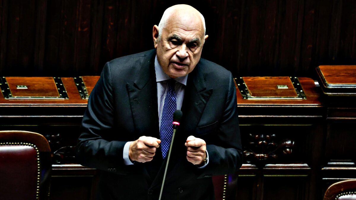 Pagelle ai magistrati, ma niente test. Chigi approva la bozza di riforma