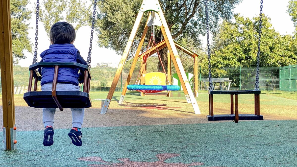 Chi vuol male ai bambini?