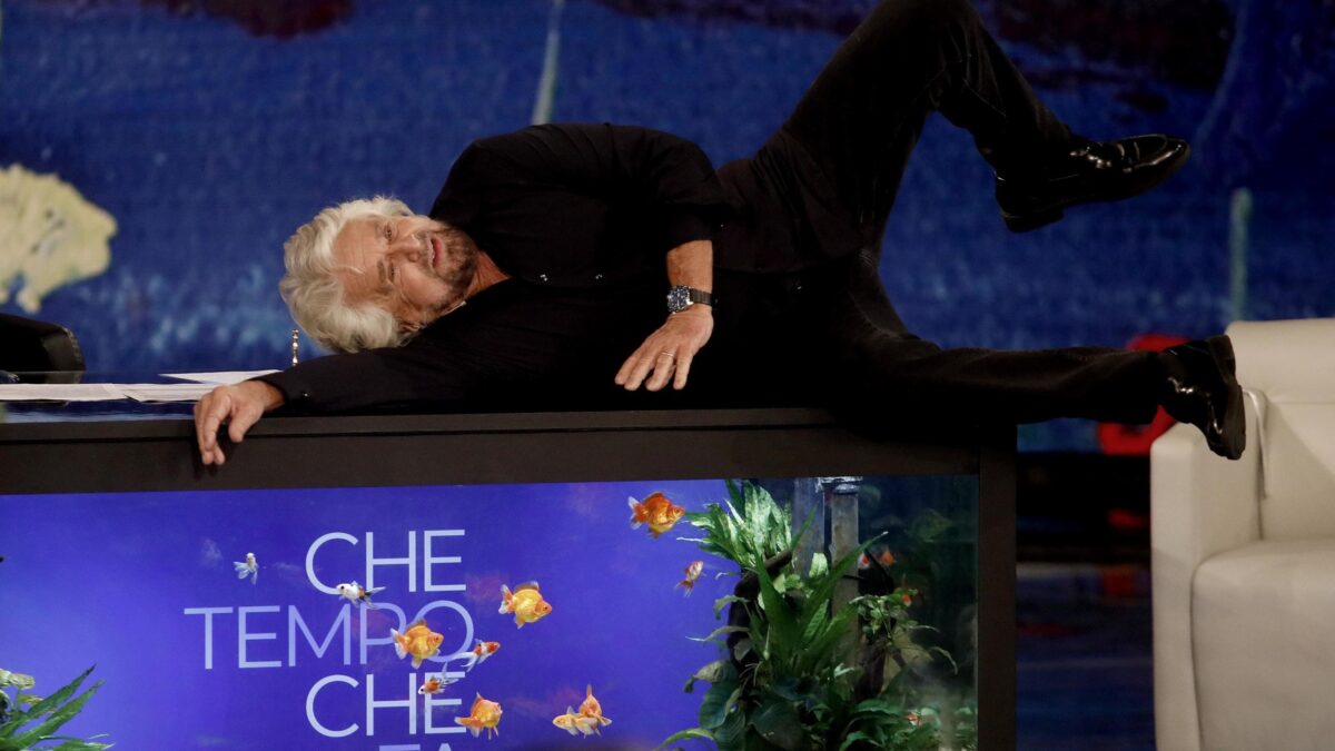 Grillo torna in tv, sbertuccia Conte
e attacca l’accusatrice del figlio