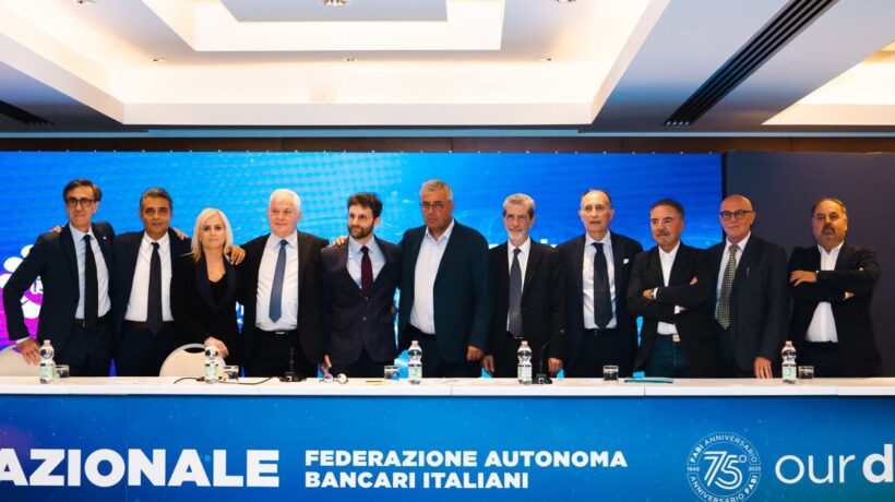 Il contratto dei bancari diventa aggiornabile