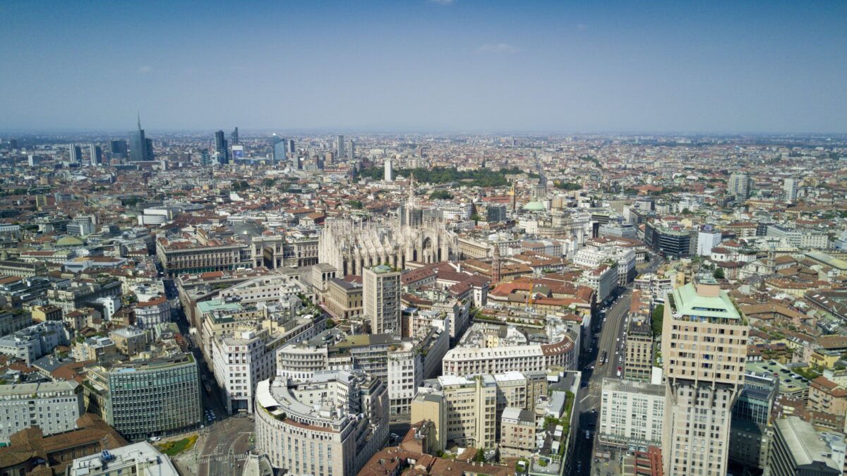 Rischio bolla immobiliare: Milano per ora è salva