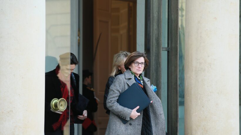 L’inventrice dell’eutanasia di Macron sotto indagine per doni da Big Pharma