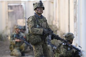 Il Giappone vuole rifarsi un esercito, ma non ha più soldati