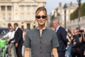 Chiara Ferragni resta senza occhiali. Con Safilo inizia la fuga degli sponsor