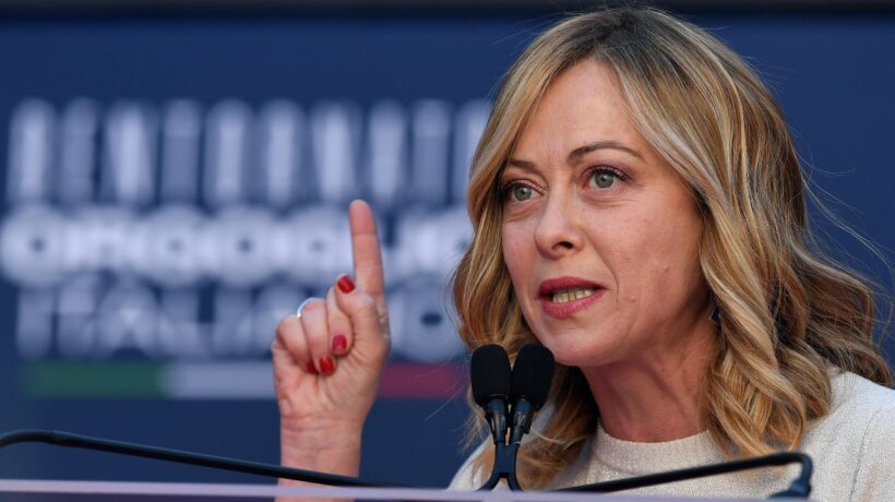 Meloni da Atreju: «Non lasceremo l’Ue a chi la trasforma in Unione sovietica»