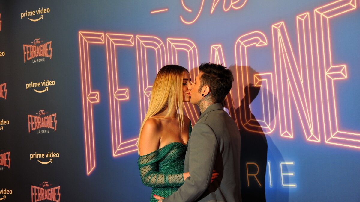 Fedez e Ferragni ci vendono solo un prodotto scadente. Ovvero sé stessi