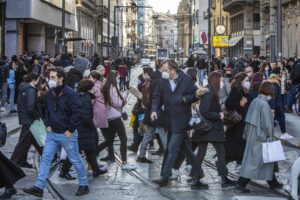 Fine pandemia mai: tornano le mascherine