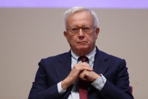 Giulio Tremonti: «Il fondo del 2011 a base di eurobond e non c’entra nulla con quello di oggi»
