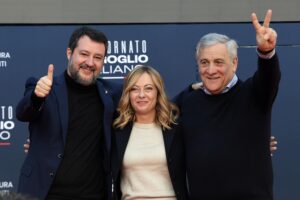 Il centrodestra unito ora punta l’Europa: «Vogliamo difenderla da chi sogna l’Urss»