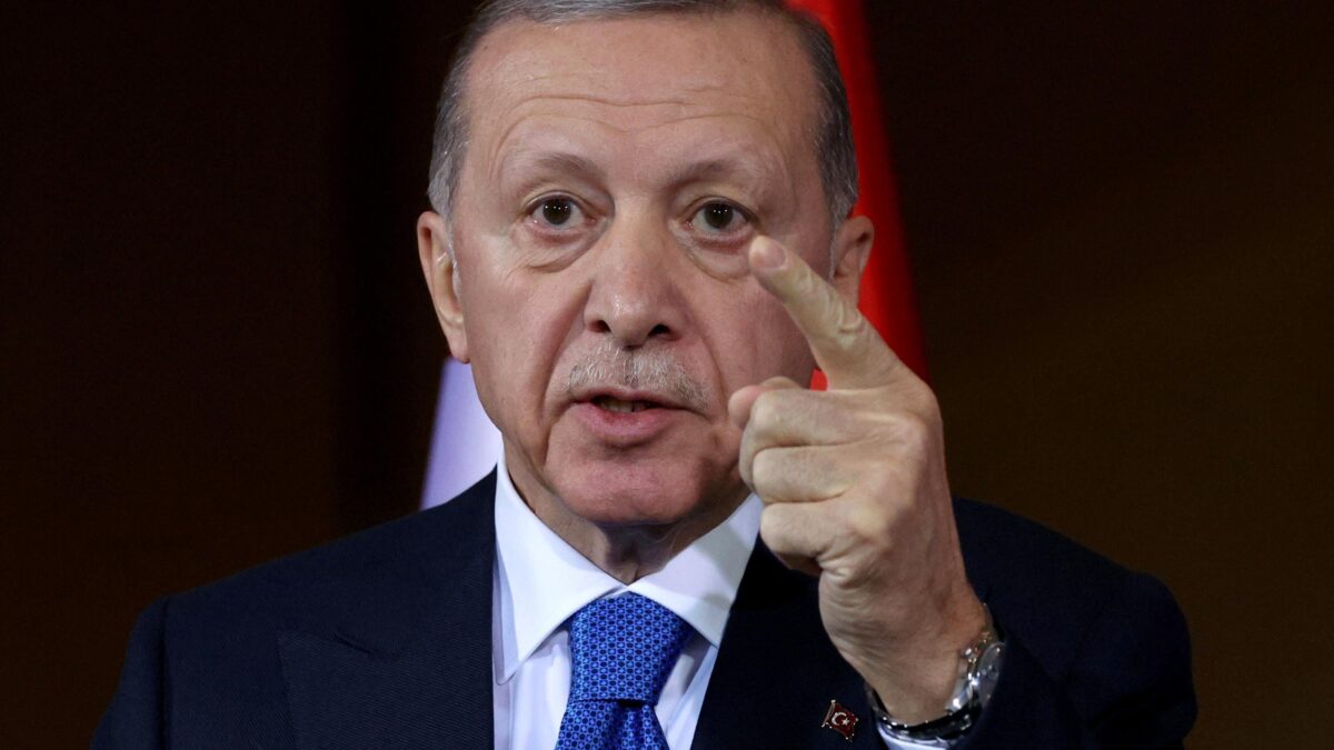 Erdogan minaccia Israele: «Pagherà se prova a colpire Hamas in Turchia»