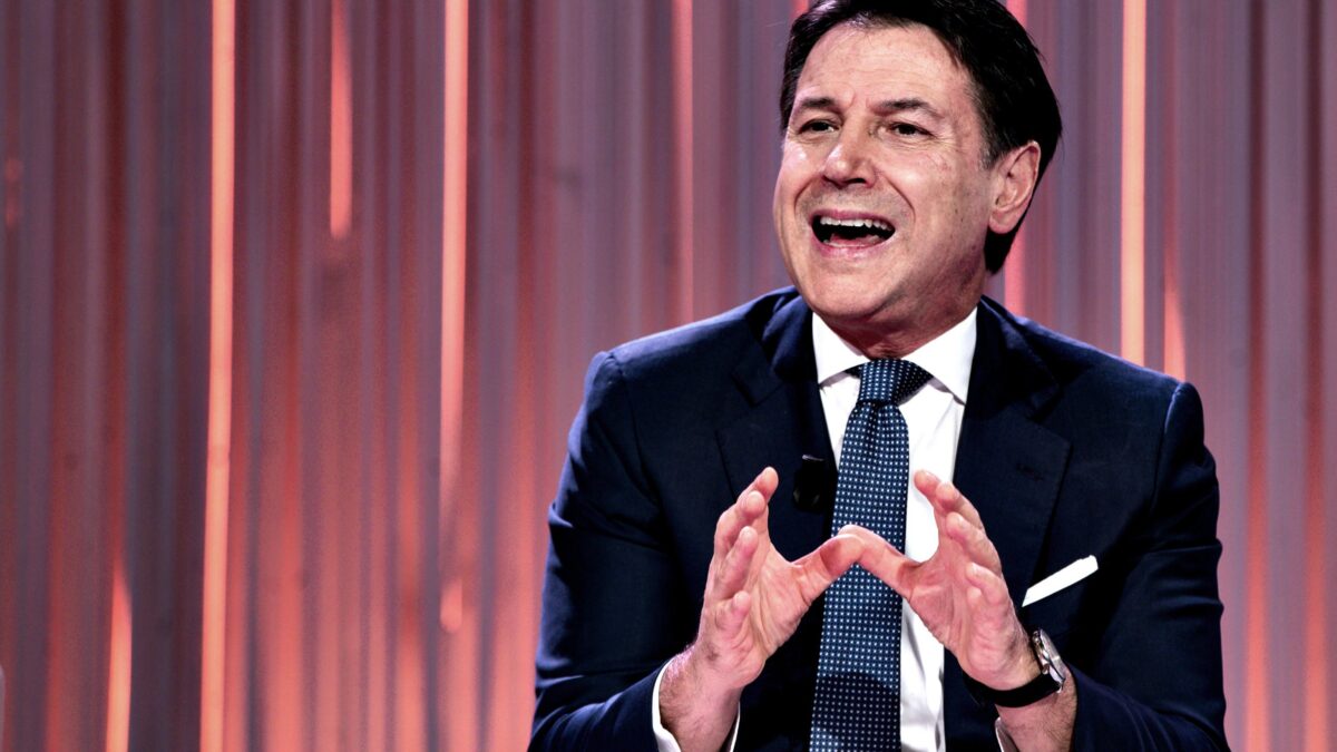 Doppia patacca di Conte per ripulirsi dal Mes