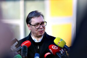 In Serbia vincono i conservatori. Le opposizioni gridano ai brogli