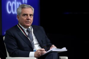 Blitz sul capo dei rischi della Cassa: distaccato per un anno in Open fiber