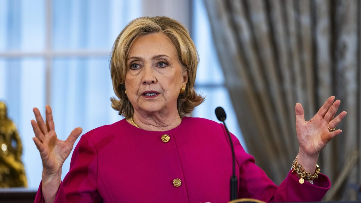 Quella mano della Clinton dietro il Russiagate