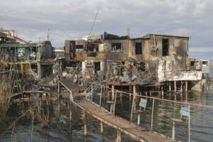 Kiev esulta: «Nave russa distrutta». Ma l’esercito si ritira da Mariinka