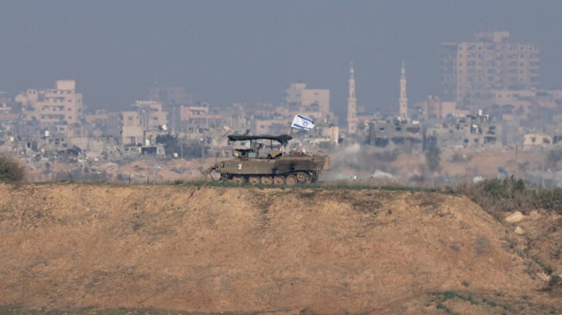 Israele: «Presa una base di Hamas». Colpito anche l’aeroporto di Aleppo