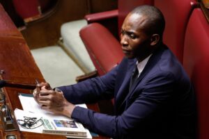 Da Soumahoro fino alla Metsola: infiltrati politici di Casarini &C.