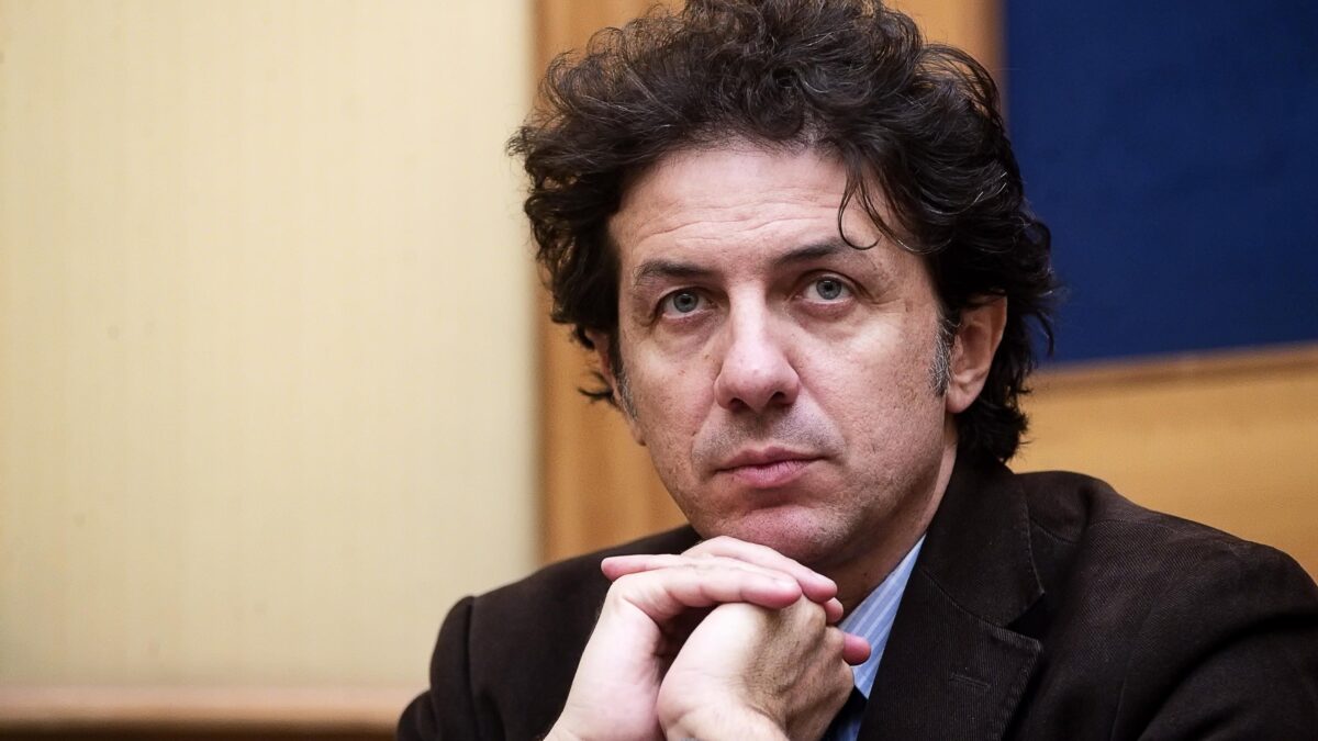 Colpa dei silenzi di Chiesa e politica se ormai sui suicidi decidono i giudici