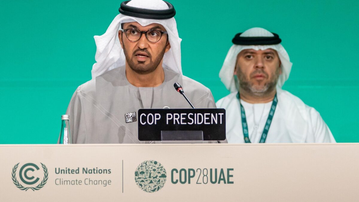 Macché addio ai combustibili fossili: la Cop28 benedice gas e nucleare