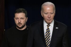 Destra in pressing su Biden. E lui gela Kiev