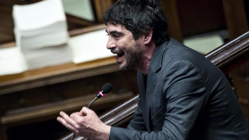 La sinistra scrive la sua manovra: patrimoniale e spinello di Stato