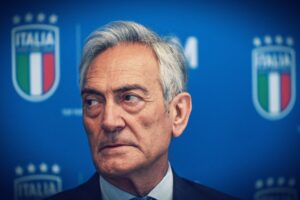 L’Ue fa un assist alla Superlega contro la A