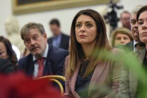 Parlano di fascismo nell’aula sorda e vuota