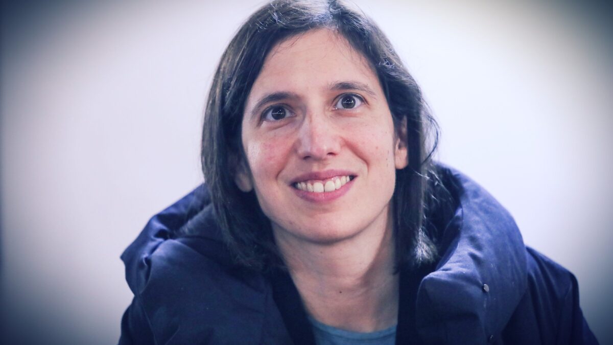 La Schlein snobba il conclave dem: «Ero a vedere un film sul disagio mentale»