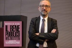 La toga anti governo non si ferma più e ripete i suoi attacchi in un libro