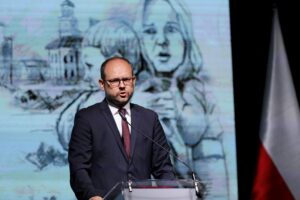 «L’Europa tace sui soprusi di Tusk»