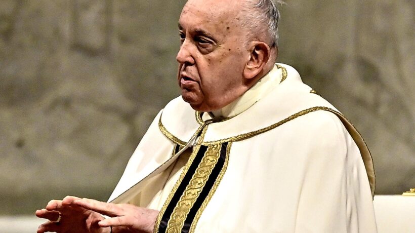 Anatema del Papa sull’utero in affitto: «Deprecabile, il mondo lo proibisca»