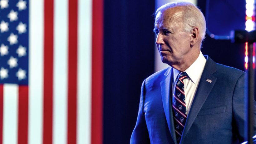 Biden gioca la carta della disperazione: «Trump è un nazista»
