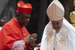 Sui gay l’Africa dice no a Bergoglio, che cede: da voi niente benedizioni