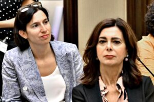 Europee, rivolta rosa anti Schlein