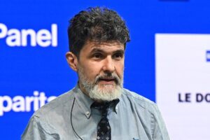 I professionisti dell’odio «scoprono» che sui social ci sono  odiatori