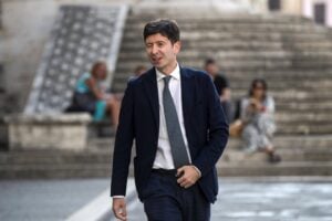L’ex ministro si batte per la sanità dopo aver taciuto su sprechi e tagli