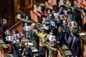 Autonomia differenziata, arriva il primo sigillo. Sceneggiata del Pd al Senato