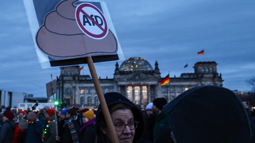 È ufficiale: in Germania caccia aperta all’Afd