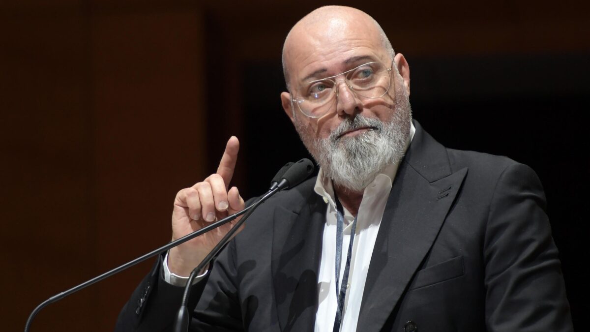 Bonaccini stanga anziani e disabili nelle Rsa