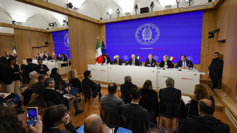 Dal Cdm 1 miliardo agli anziani. E arriva il decreto «anti influencer»