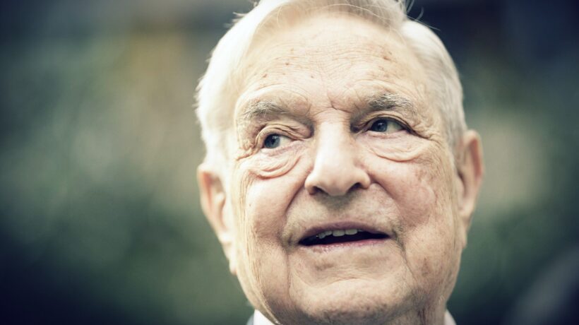 Soros finanzia i gruppi contro il governatore del Texas